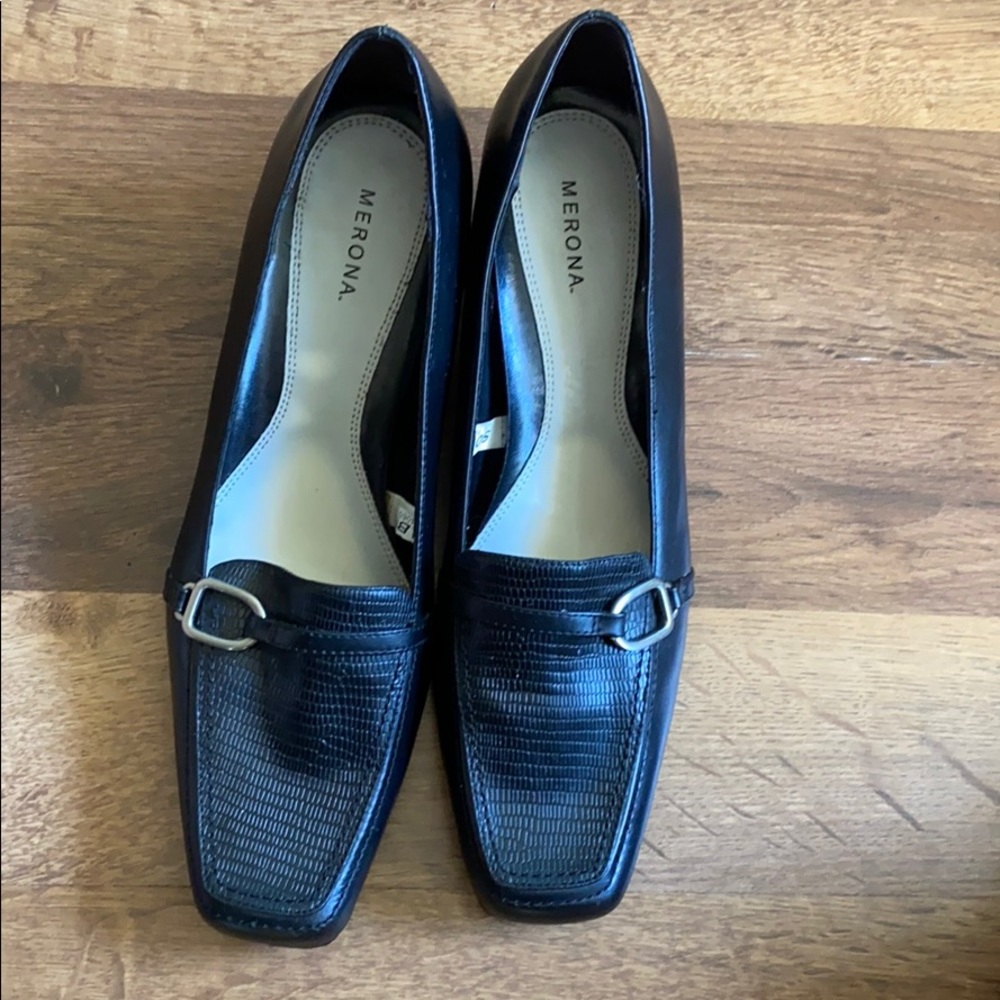 Merona Women Black Comfort Slip On Shoe